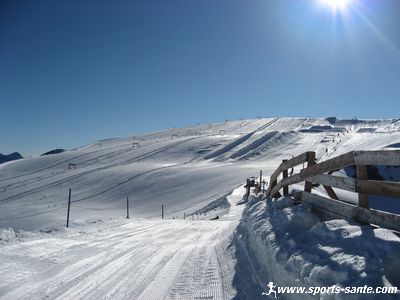 Photo du domaine skiable sur le glacier du Mantel