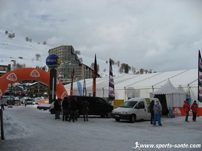 Image du chapiteau du Mondial du snowboard 2008