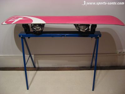 Support de fartage : la table de fartage ou établi de fartage