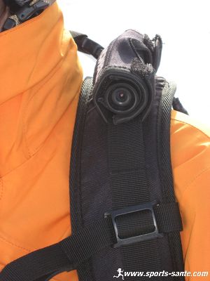 Photo de l'objectif de la caméra du sac à dos Oneil