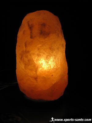 Image d'une lampe en sel allumée