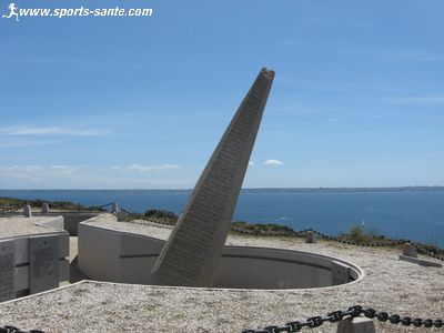 Photo du mémorial de l'aéronautique navale au Cap de la Chèvre Crozon