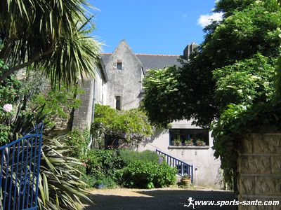 Photo de maison arborée à Pont-Croix Finistère Bretagne 
