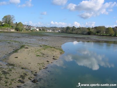 La Forêt-Fouesnant, son golf et son port de plaisance à Port-La-Forêt, sud Finistère (Bretagne)