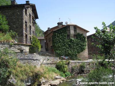 Photo de La Cortinada près de la Valira