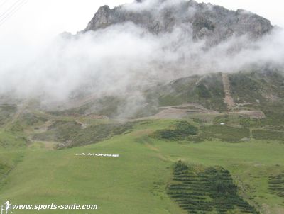 La Mongie et Barèges, stations de ski du domaine du Tourmalet dans les Hautes Pyrénées