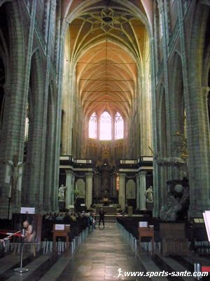Photo de la cathédrale St Bavon à Gand