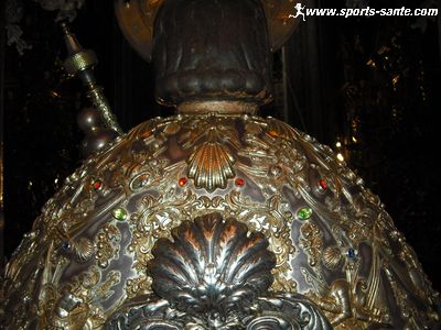 Photo du dos de St Jacques à Compostelle