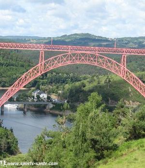 Détail de l'arche du Viaduc de Garabit