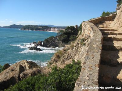 Photo de lloret en venant de Tossa de Tossa de Mar
