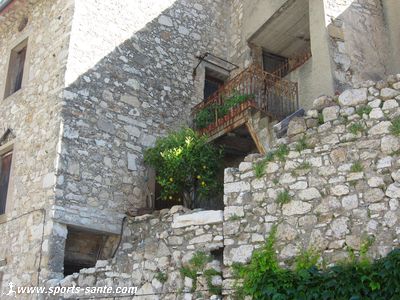 Photo de maisons traditionnelles du pays gardois.