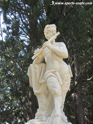 Statue d'un joueur de flûte romain