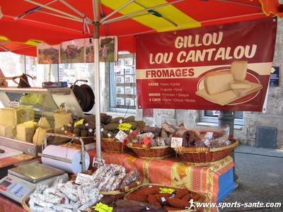 Photo de fromages et charcuterie de la Montagne Noire