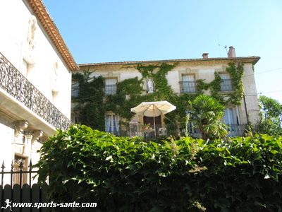 Photo de maison vigneronne à Tourbes Hérault