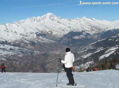 Montchavin-Les Coches par la piste du Mont Blanc (La Plagne, Savoie)