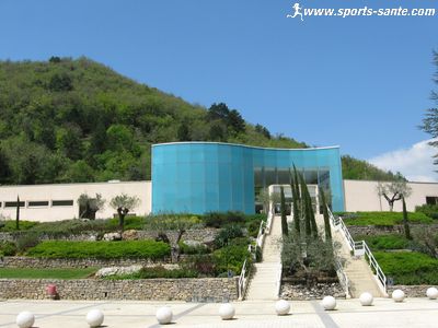 Photo de l'établissement thermal d'Avène dans l'Hérault