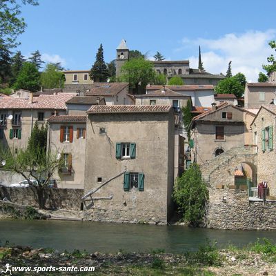 Avène-les-Bains station thermale de l'Hérault