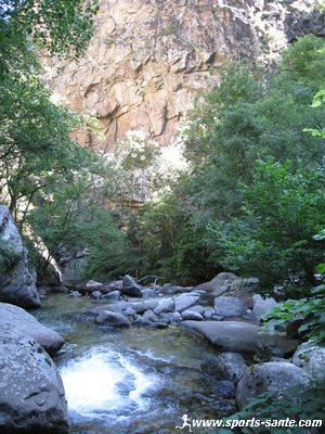 Photo du torrent carensa Pyrénées orientales