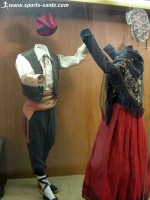 Photo des costumes de sardane