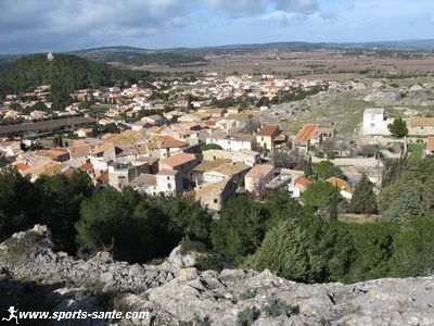 Photo de Roquefort des Corbières depuis la falaise de la Roque