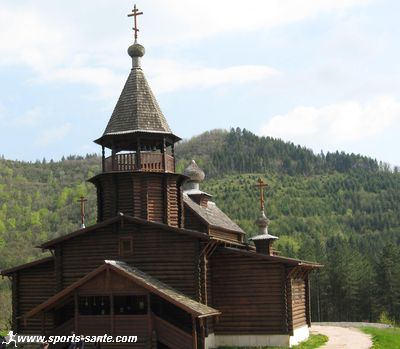 Eglise orthodoxe russe à Sylvanès en Aveyron
