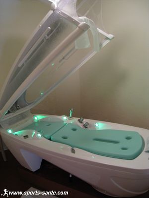 Soin balnéo à Llo : hydro-massage avec le Spa jet