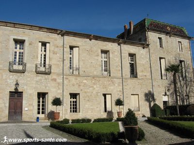 Photo de l'ancien palais épiscopal de Lodève