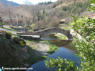 Photo du Pont sur le Bouyssou à Plaisance dans l'Hérault