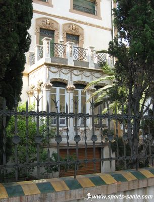 Photo d'une demeure du XX ème à Port-Bou