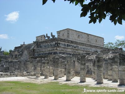 Photo du temple des guerriers du jaguar a Chichen itza