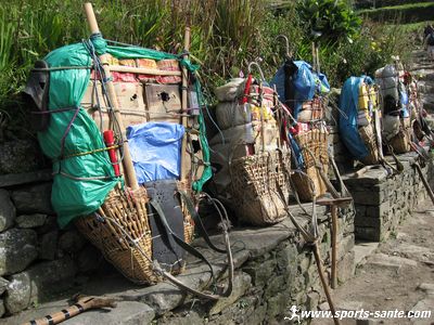 Photo de sac de porteurs au Népal