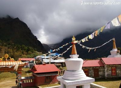 Image depuis le monastère de Tengboche