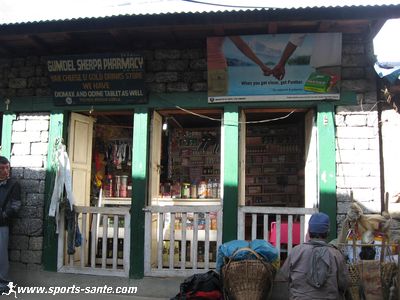 Photo de pharmacie au Népal