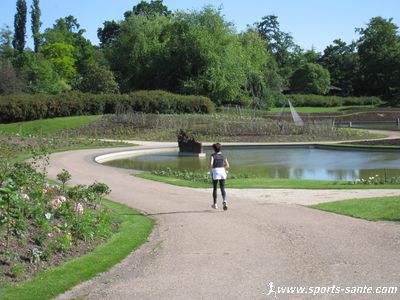 Photo de footing au parc floral de Paris
