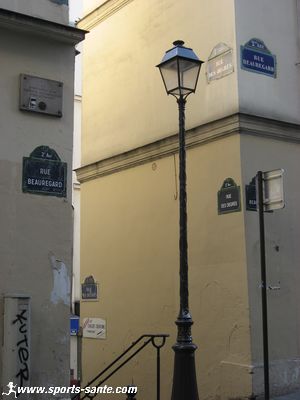Rue des degrés : la plus courte rue de Paris