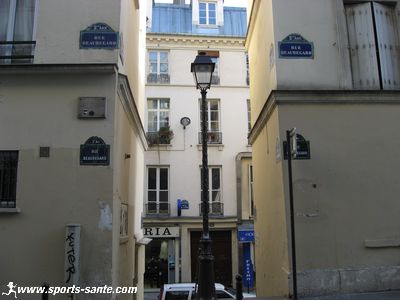 Photo de la plus courte rue de Paris