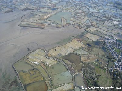 Prise de vue aérienne des marais salants de Guérande