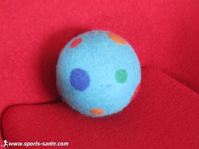 Photo de ballon en mousse et laine