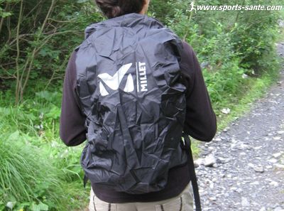 Photo de capuche imperméable pour sac à dos
