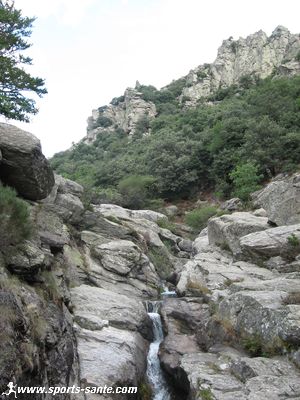 Photo de la rivière Arles à Colombières