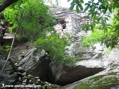 Photo de maisons troglodytes à Colombières