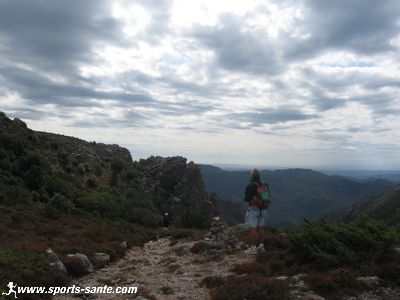 Photo du rocher des Estrets commune de Rosis