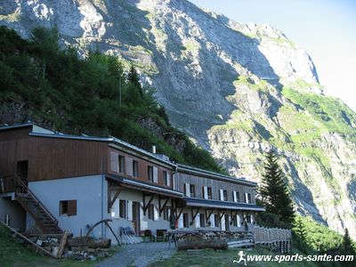Randonnée depuis Samoëns : le refuge de Folly et le Lac des chambres