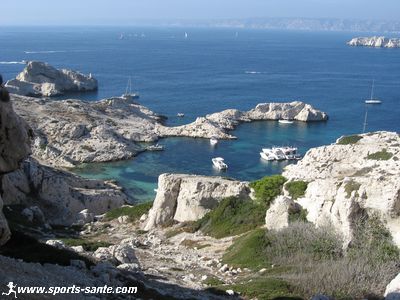 Photo de mouillage en calanque