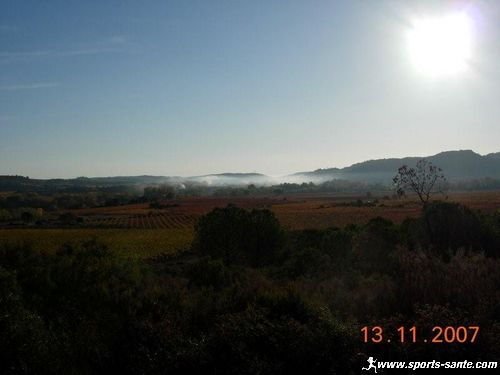 photo de brume matinale en randonnée à Cessenon