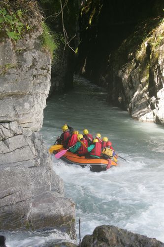 Photo de rafting dans les gorges de Tines