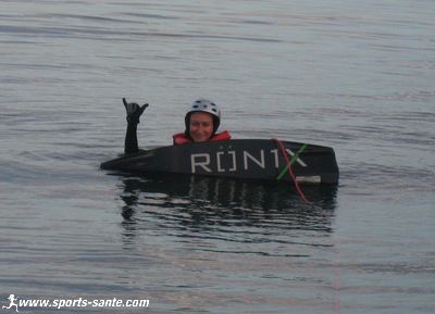 Photo du wake Ronix à l'eau