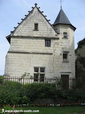 Photo maison tuffeau